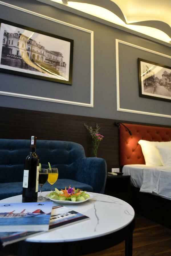 Hanoi Elpis Grand Hotel Exterior photo