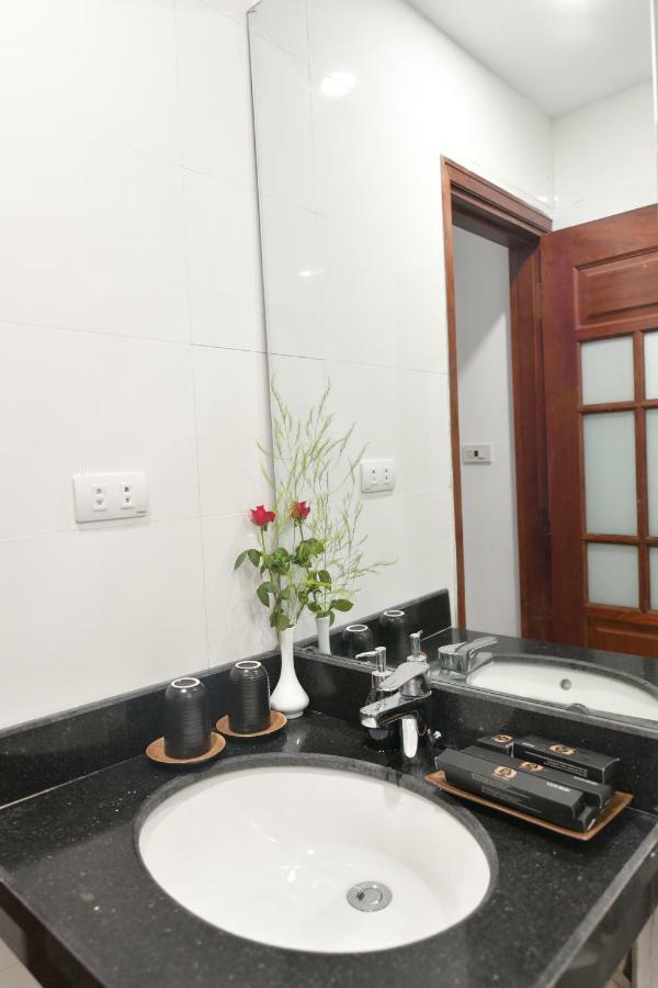 Hanoi Elpis Grand Hotel Exterior photo
