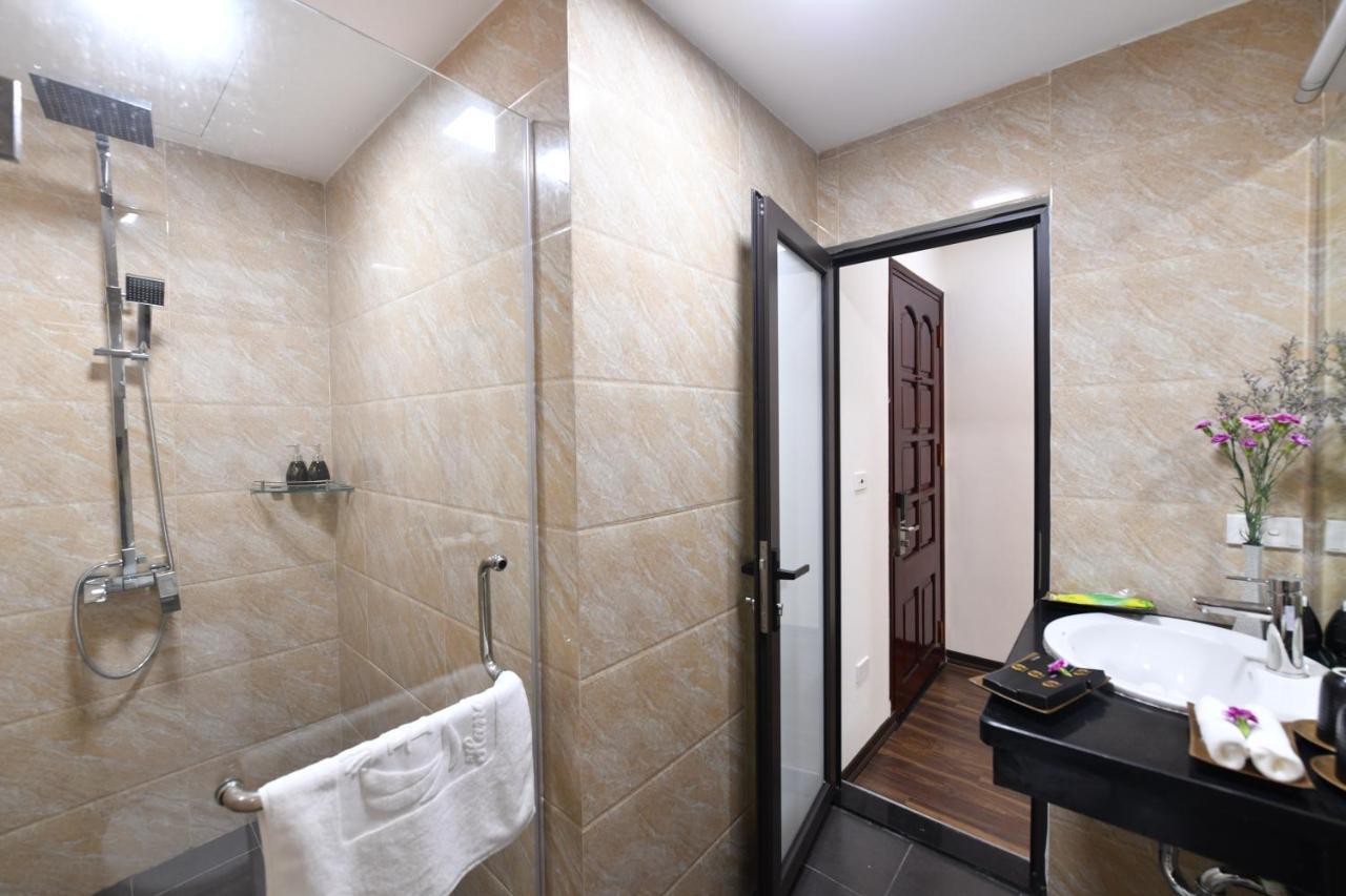 Hanoi Elpis Grand Hotel Exterior photo